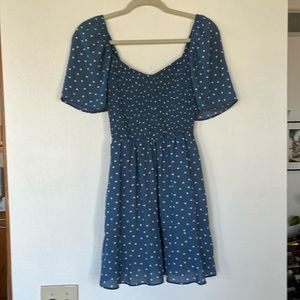 Abercrombie and Fitch Mini with Flutter Sleeve and Smocked Bodice Size S Tall